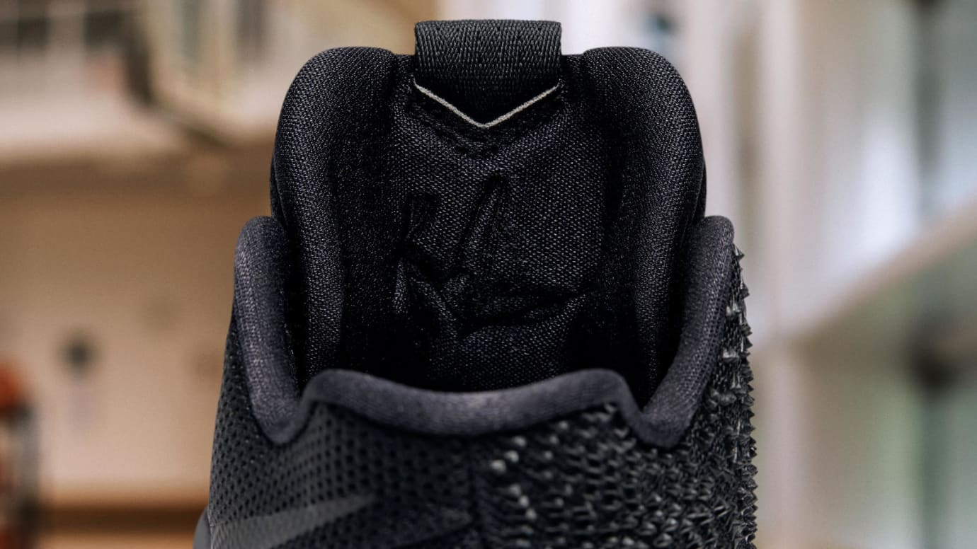 kyrie 3 marble black