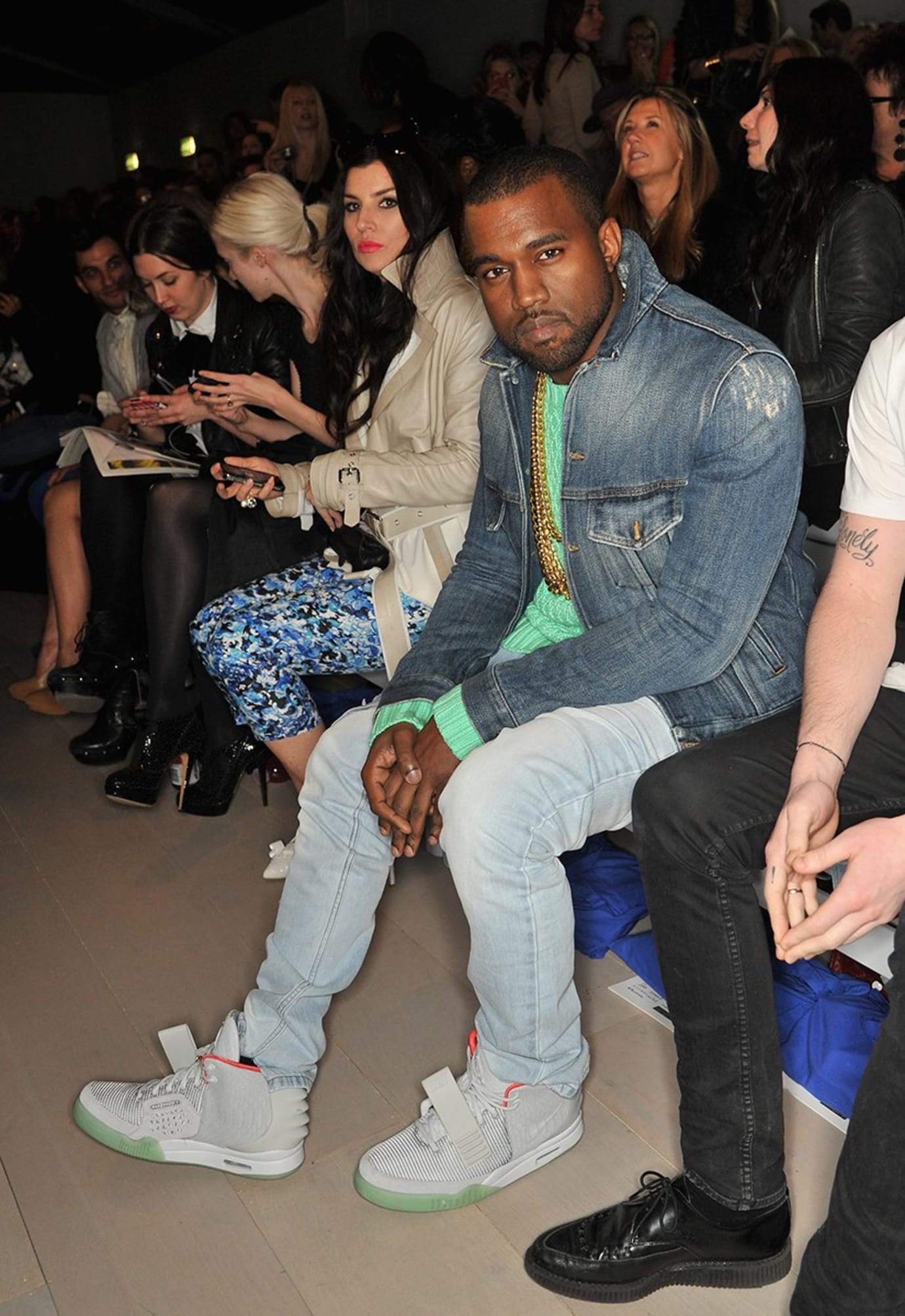 kanye west air yeezy 2