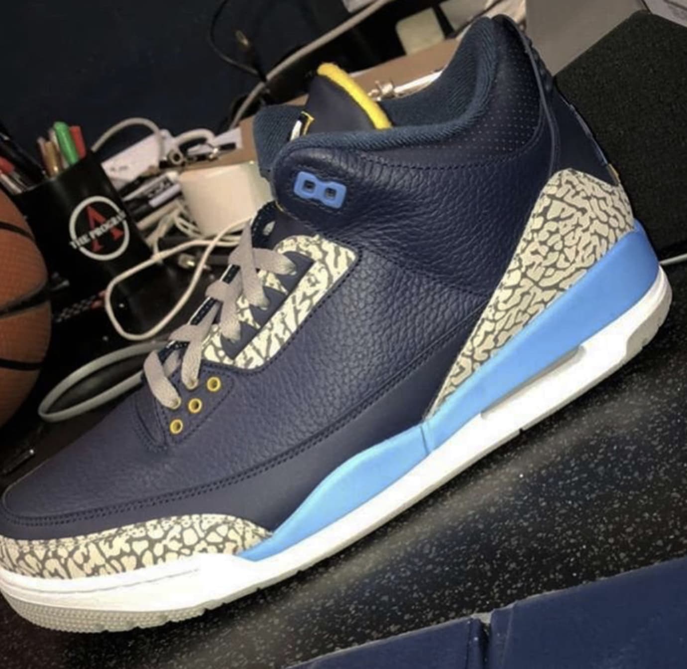 air jordan 1 marquette pe