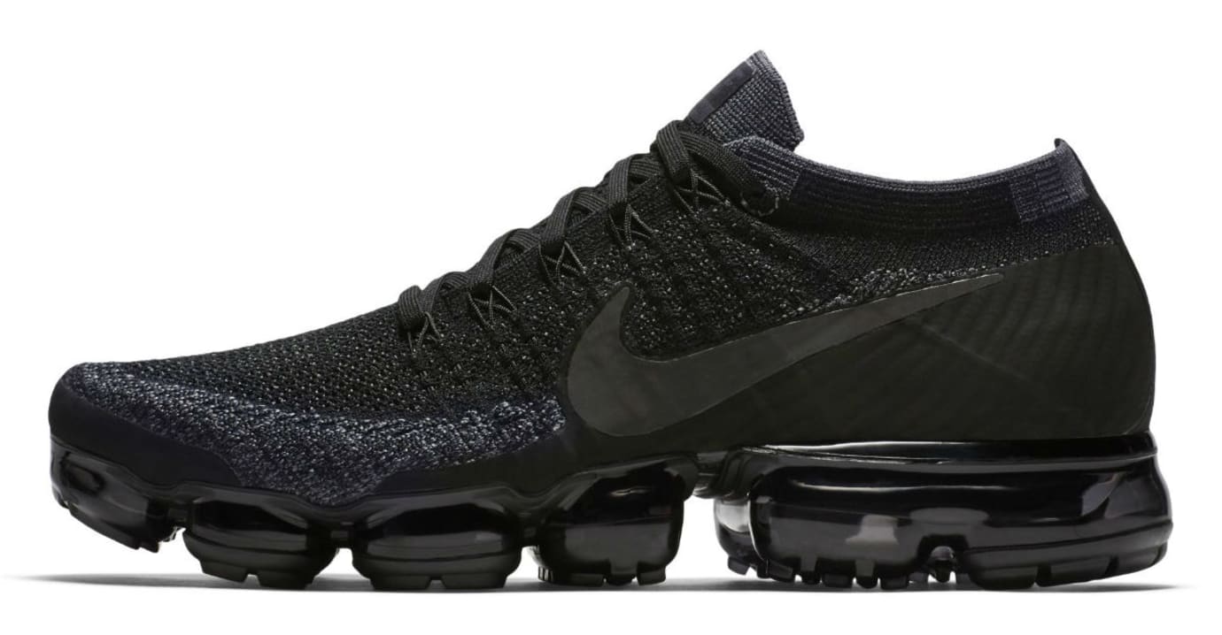 Vapormax original black clearance