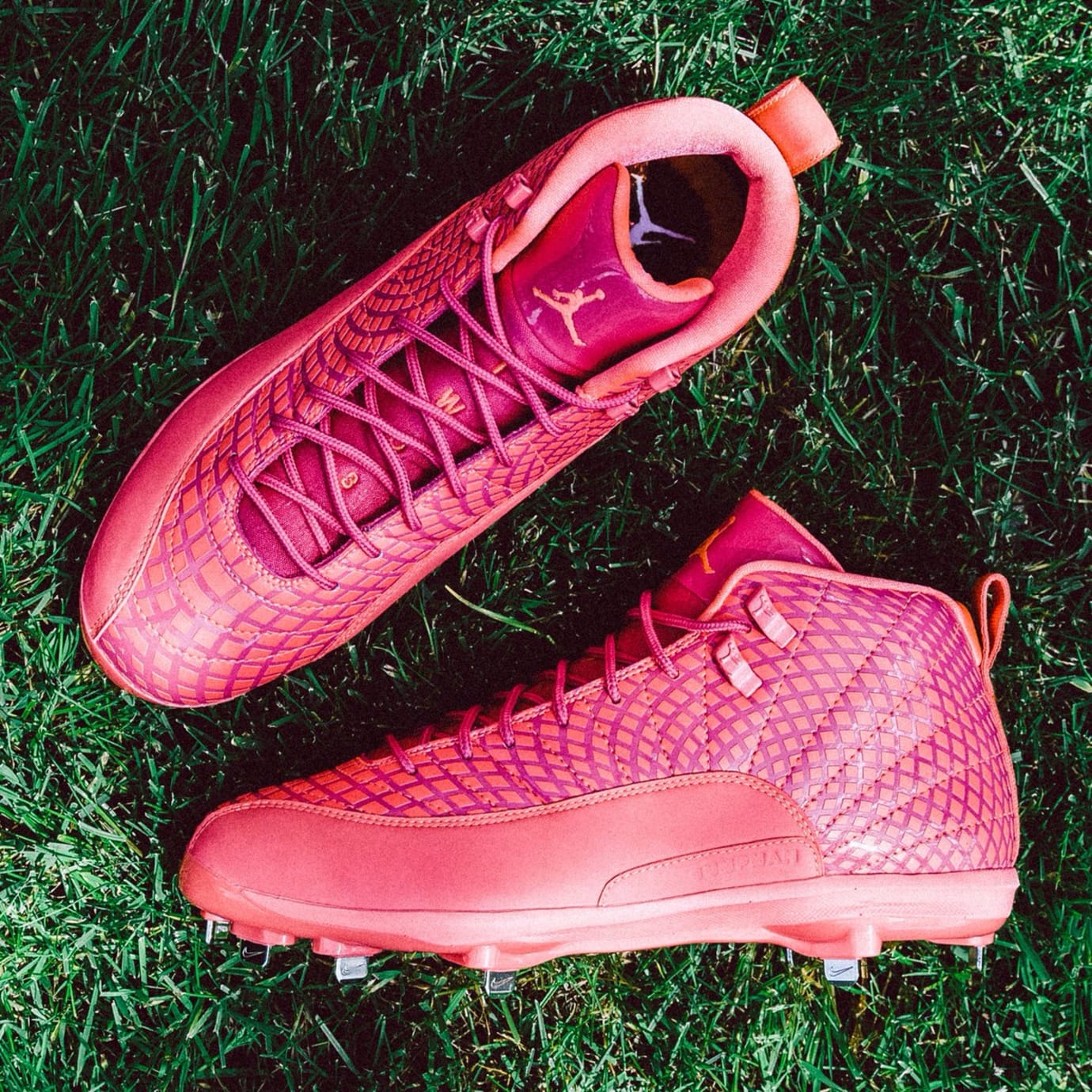 pink baseball shoes