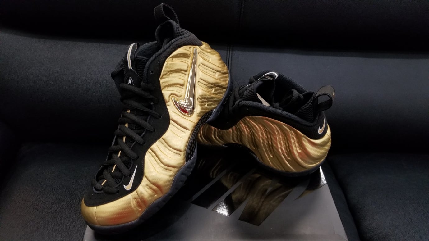 nike air foamposite gold