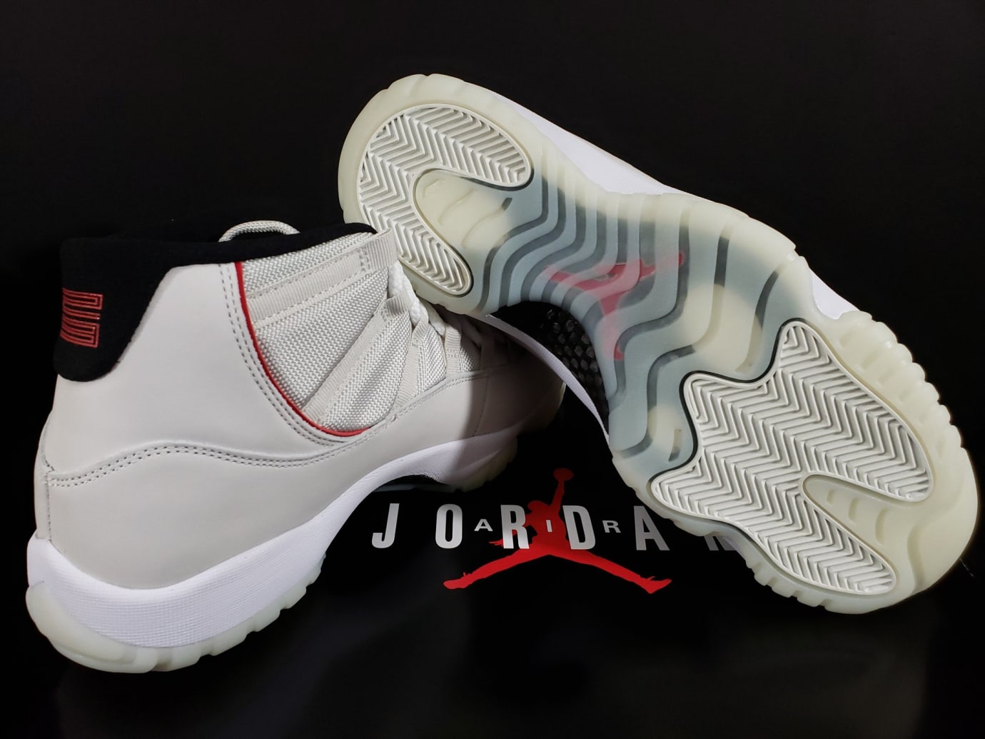 air jordan 11 platinum tint