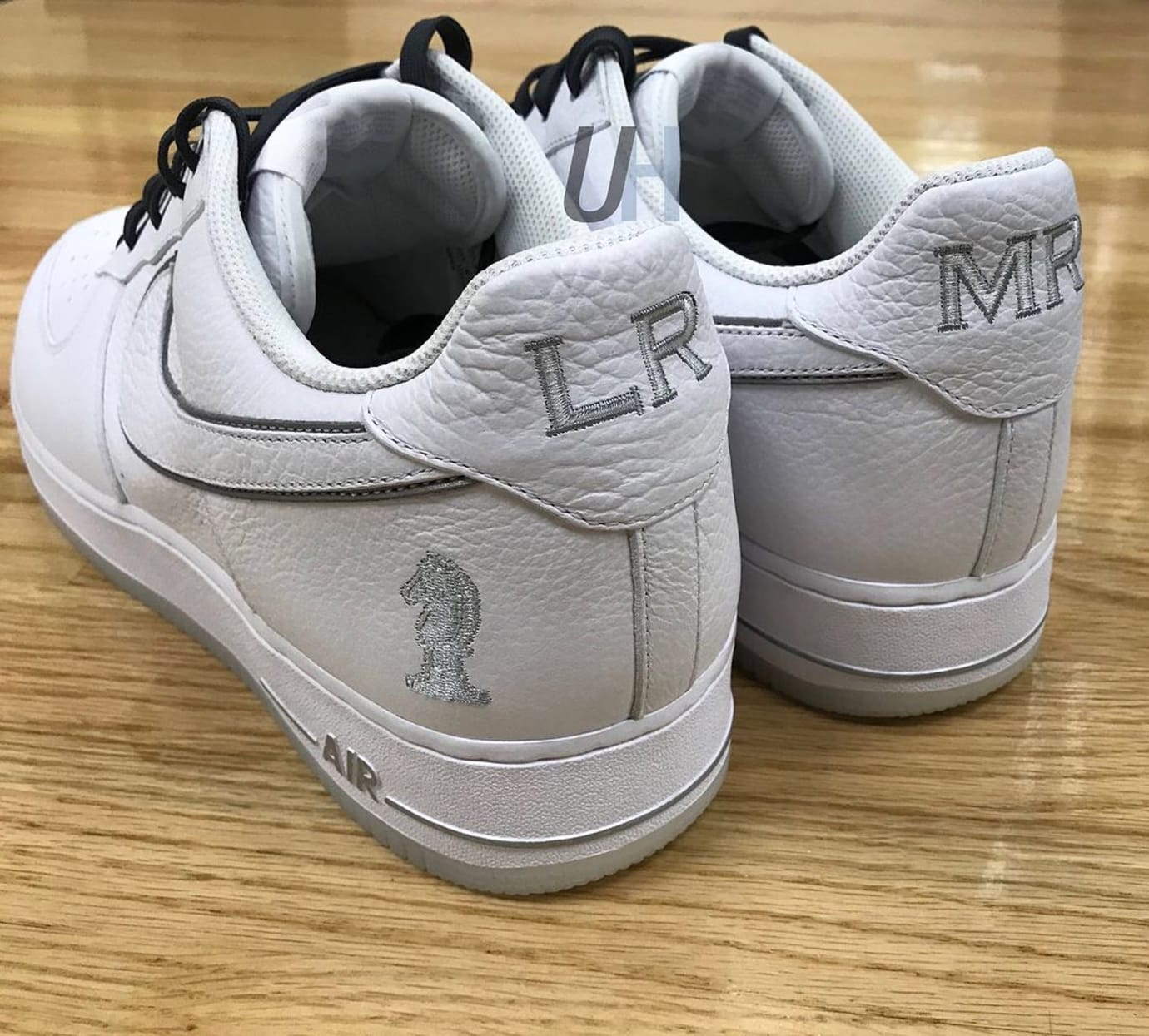 lebron james shoes air force 1