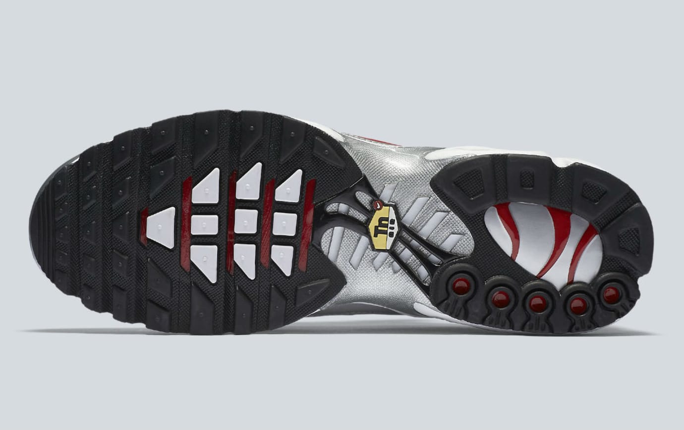 Nike air max plus sole clearance