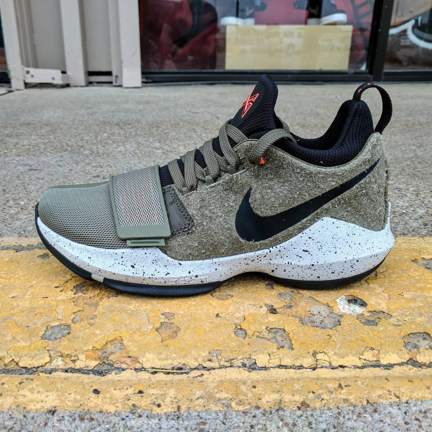 nike pg 1 elements