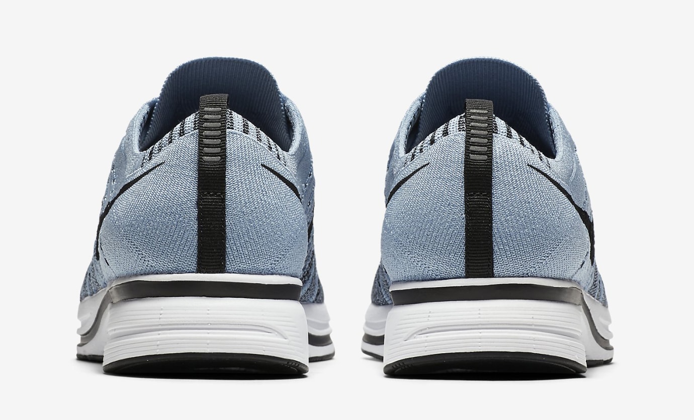 nike flyknit trainer blue