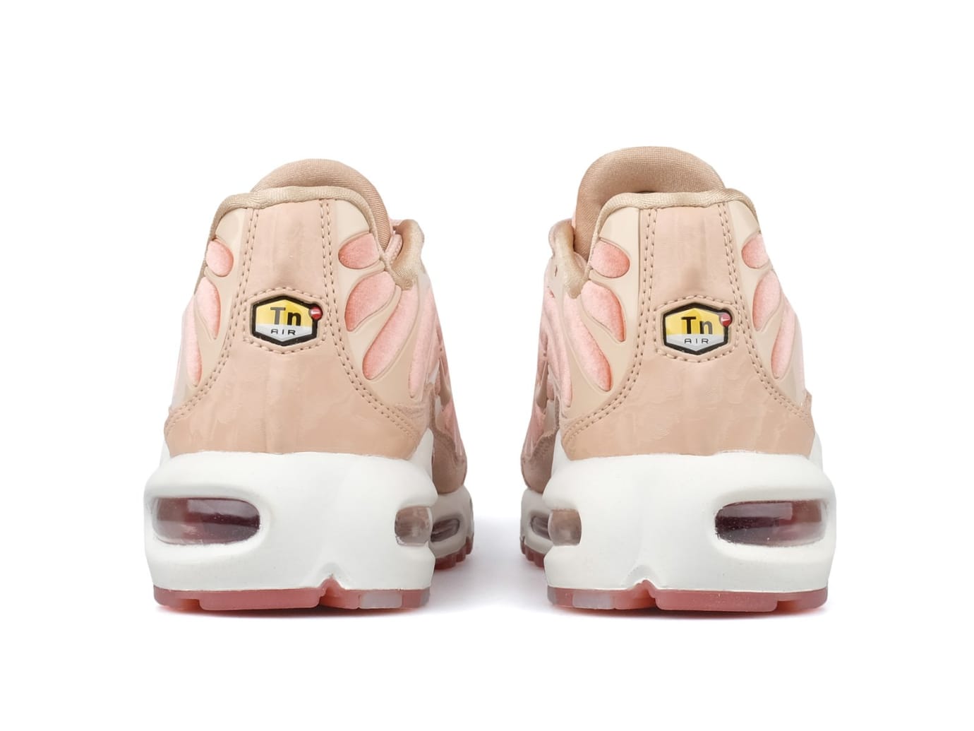 peach air max plus