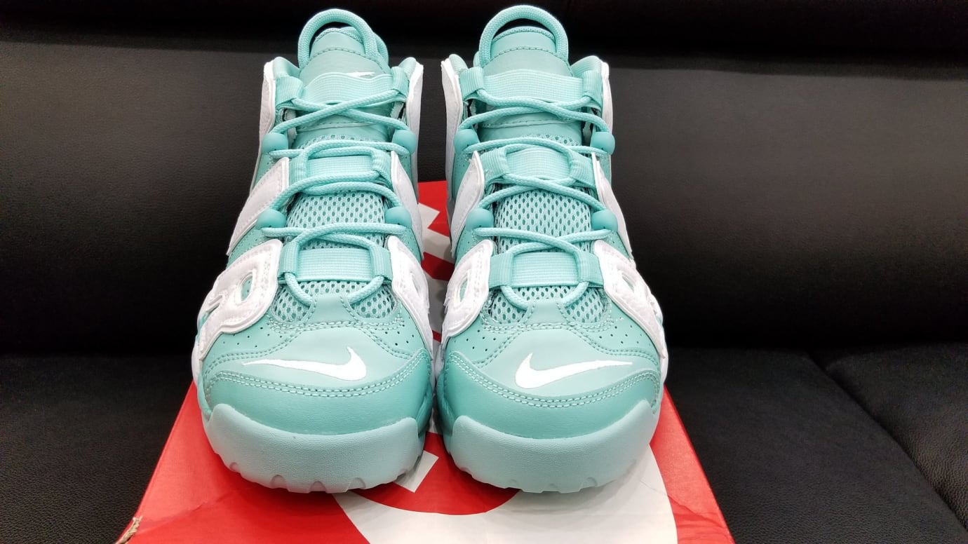 nike uptempo verde acqua