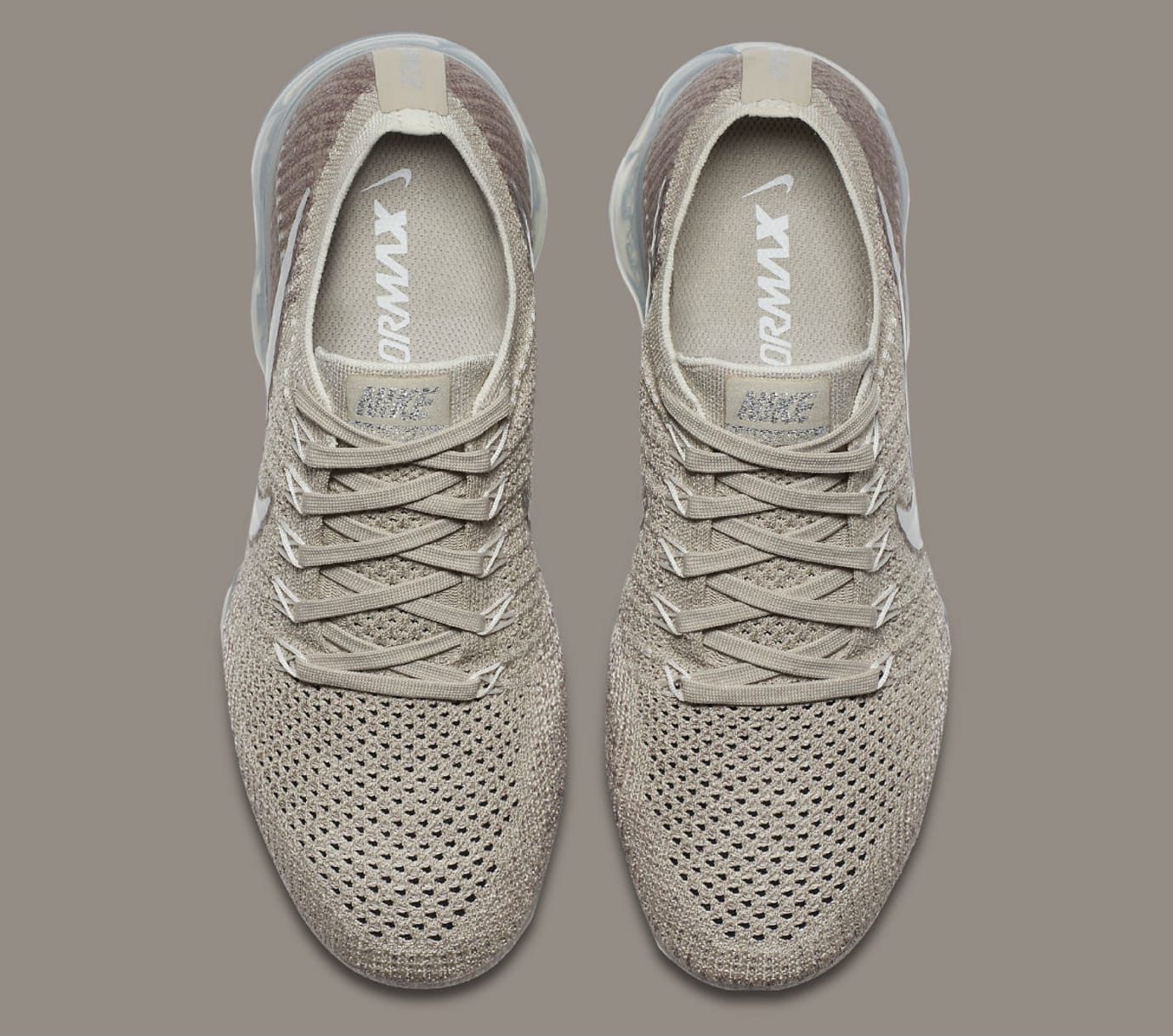 Vapormax string deals