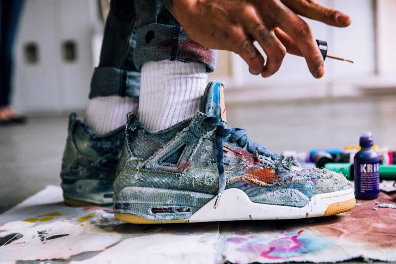 distressed levis