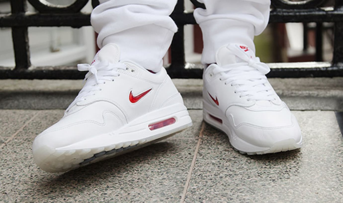 red grey and white nike air max