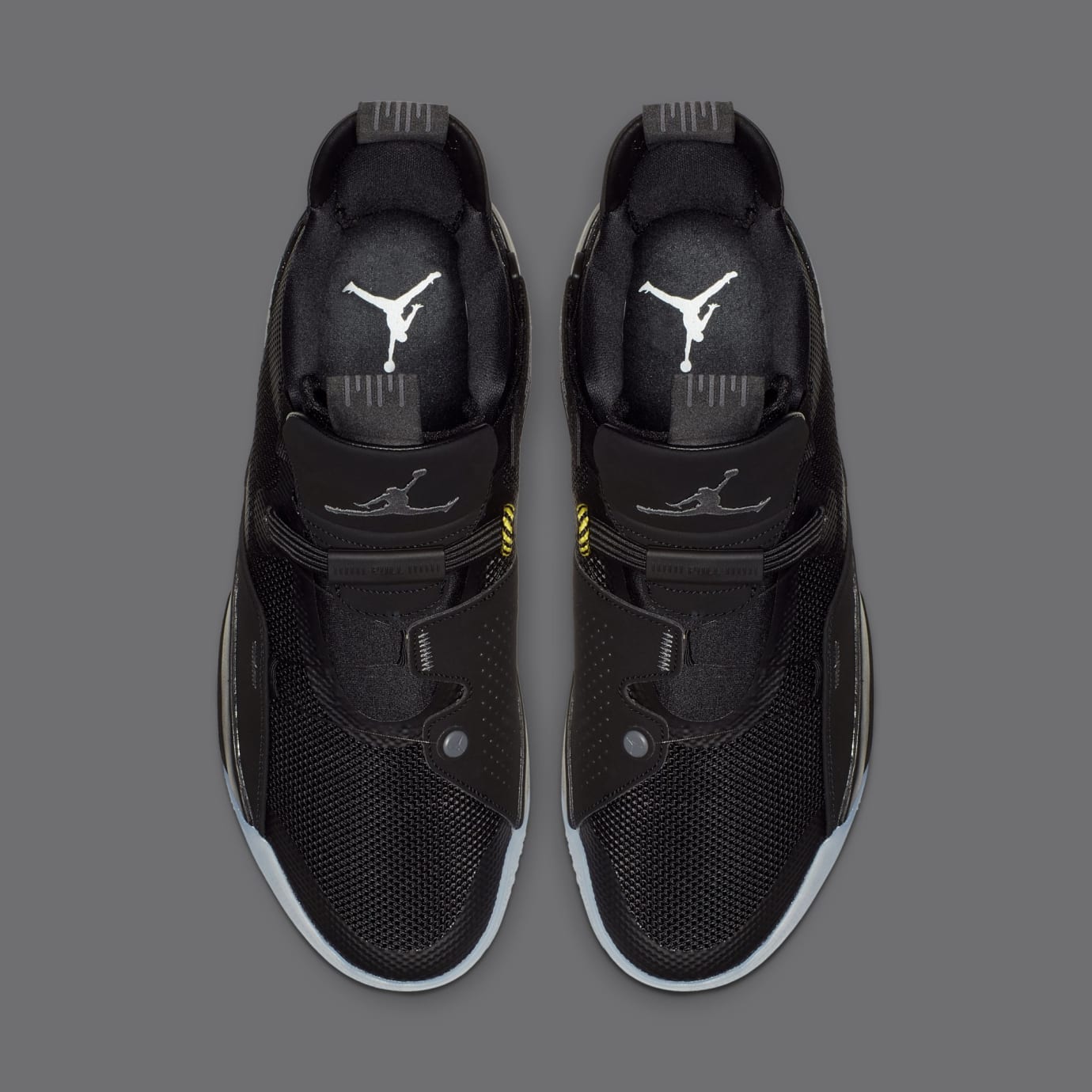 Air Jordan 33 'Utility Blackout' Black 