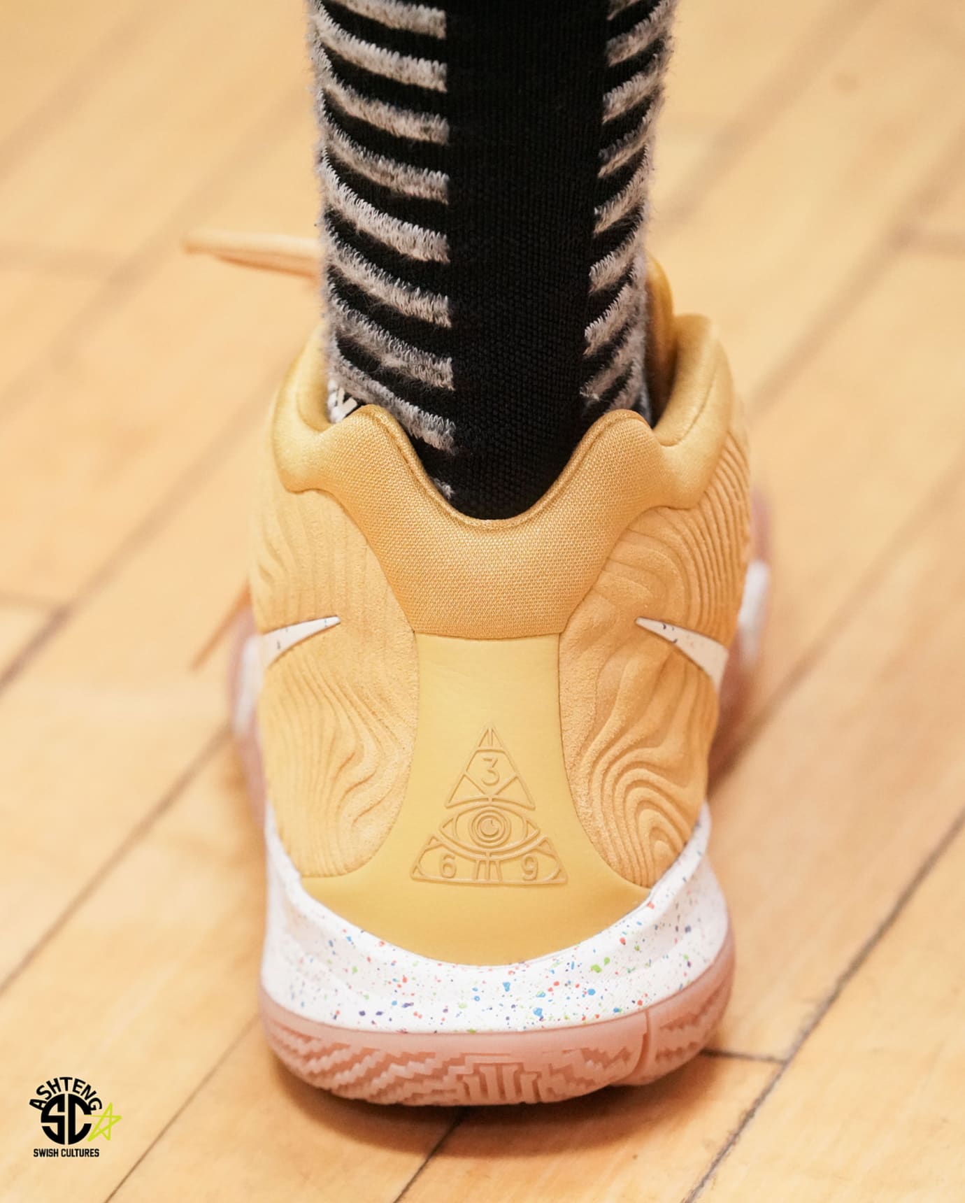 Kyrie 4 cinnamon toast crunch on feet online