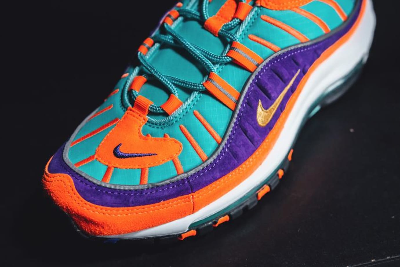 hyper grape air max 98