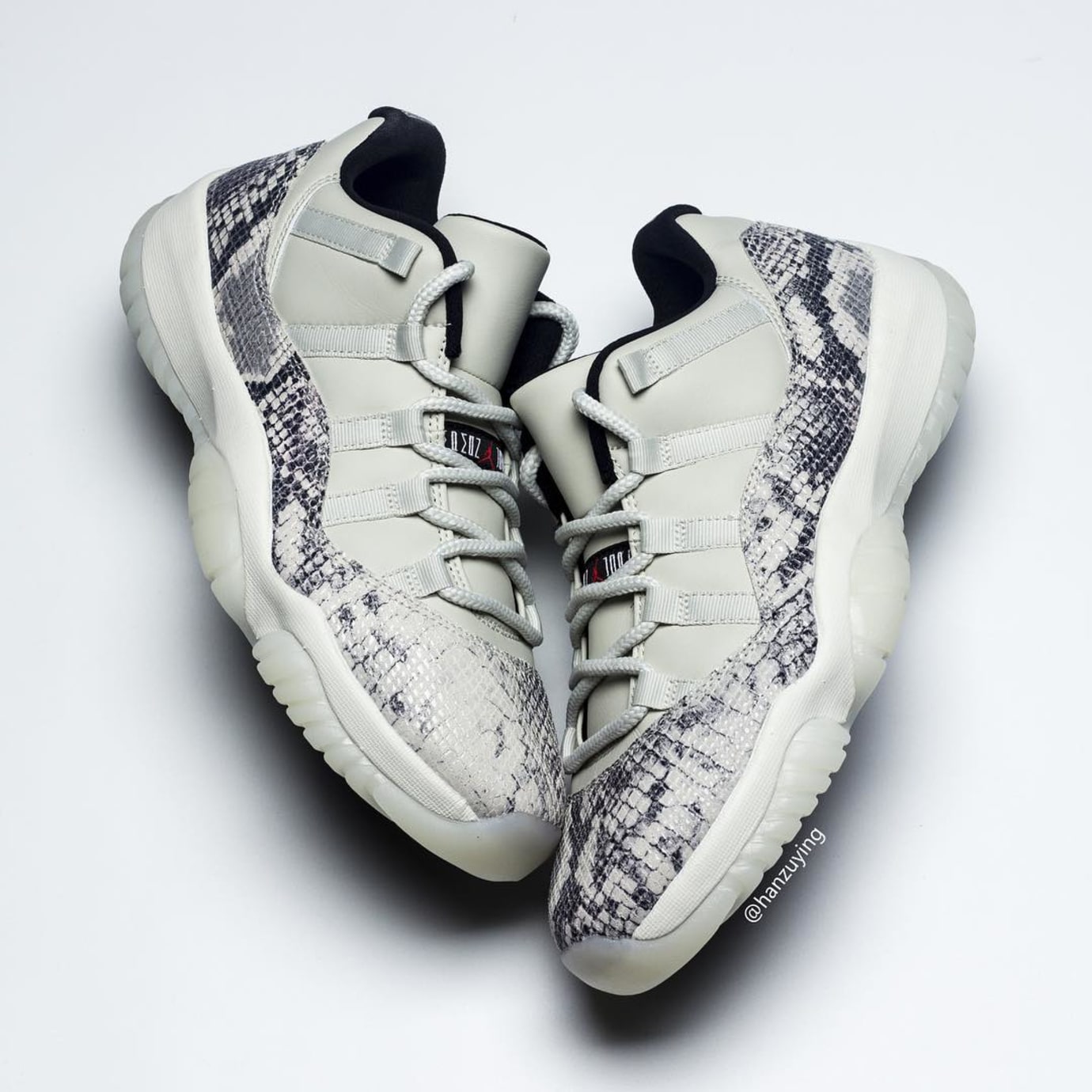 White snakeskin 11s online