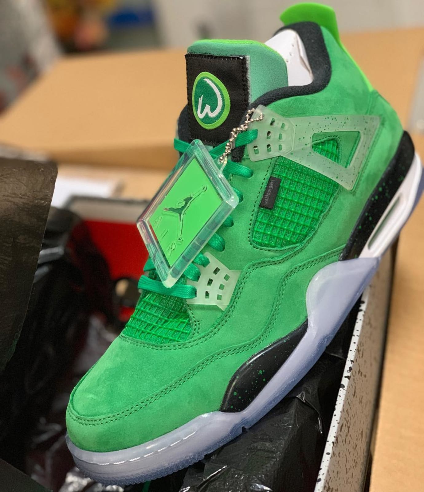 Wahlburgers jordan 4 price online