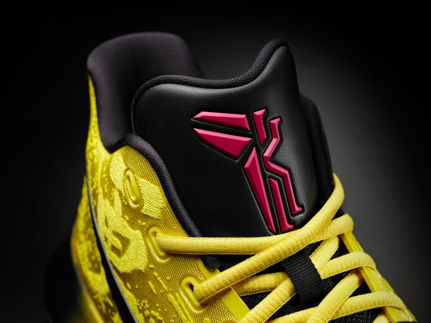 kobe kyrie bruce lee shoes