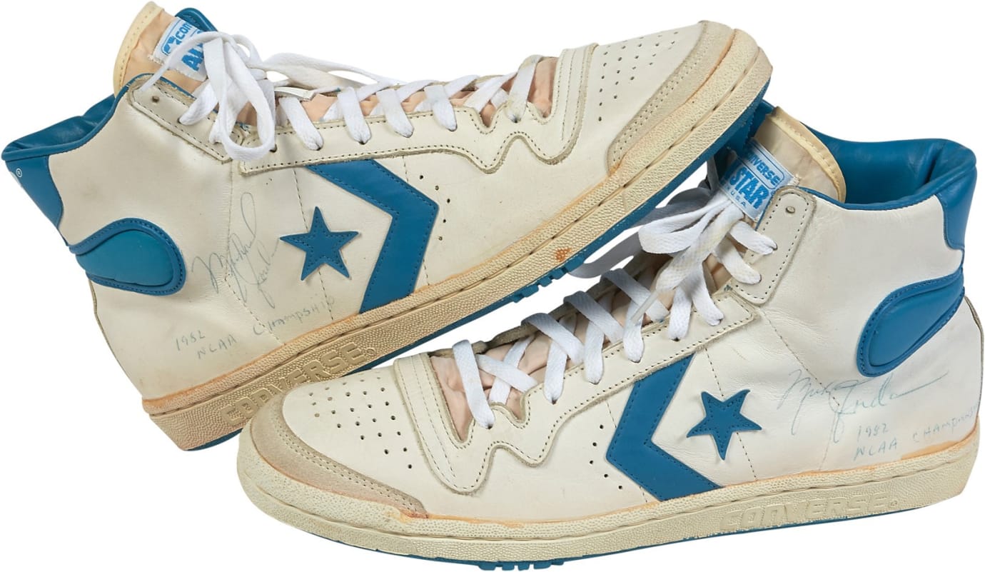 Resultado de imagen de Michael Jordan’s Game Worn Converse Fastbreak