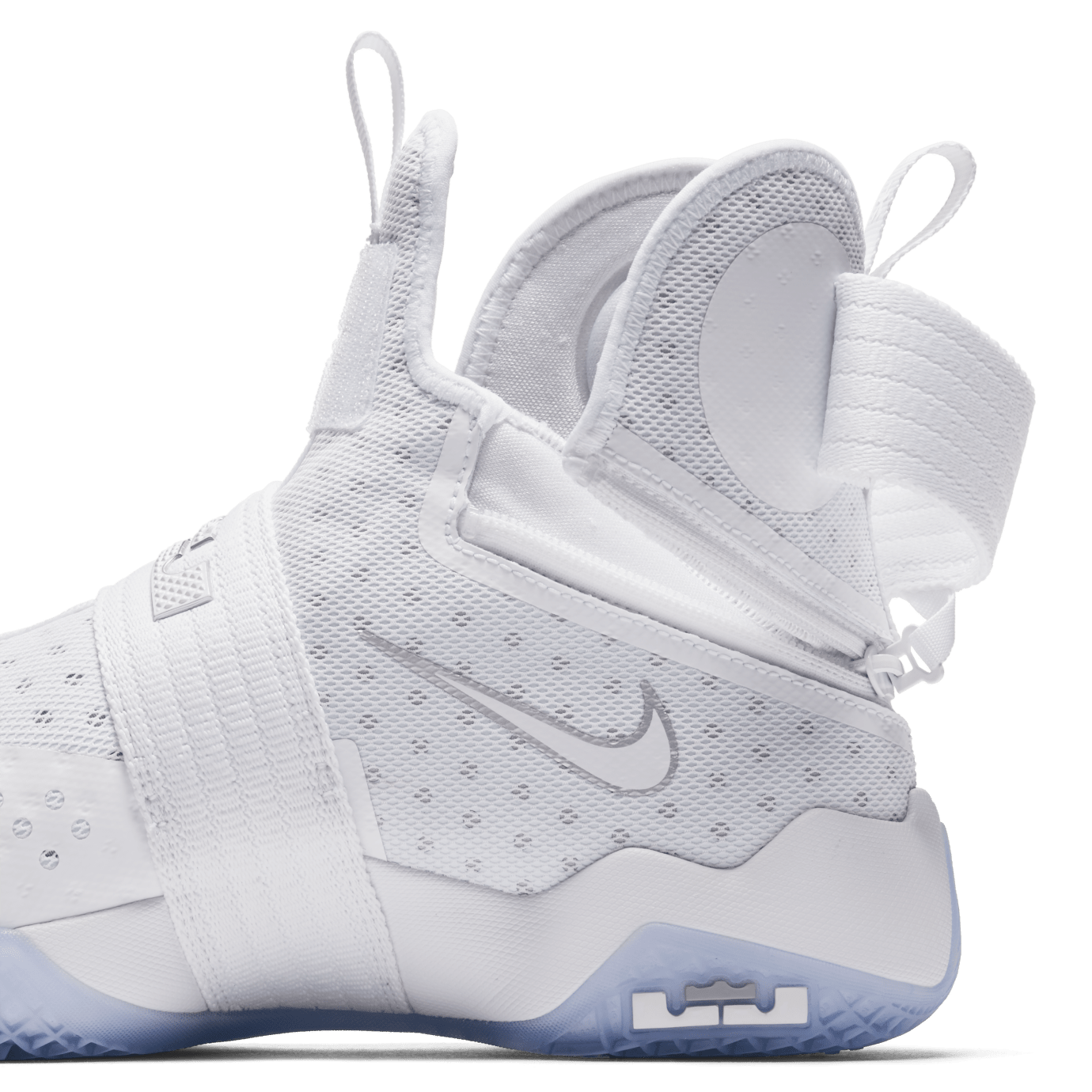 nike lebron soldier 10 flyease