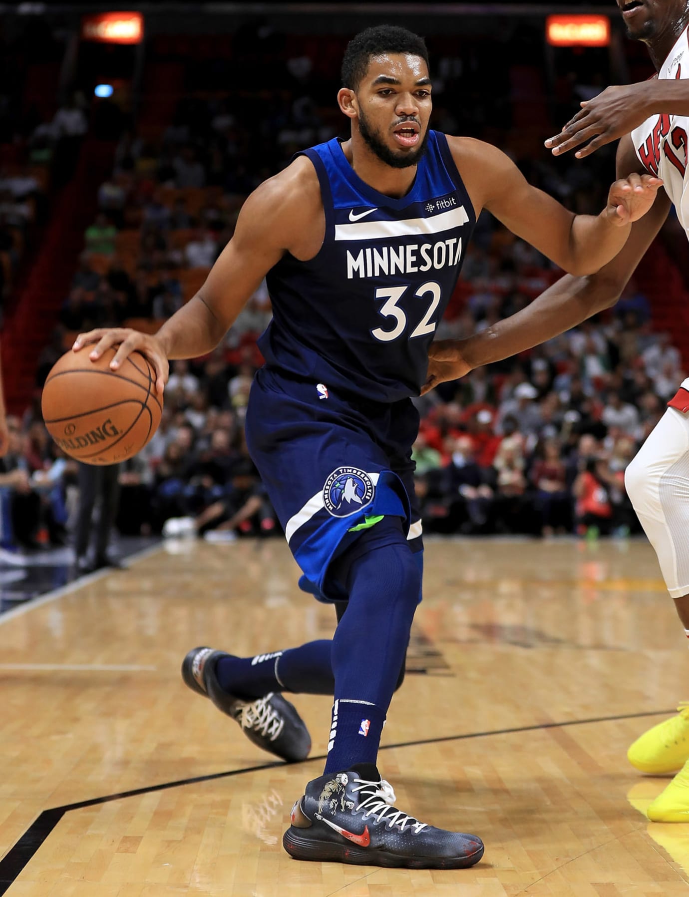 Hyperdunk karl anthony towns