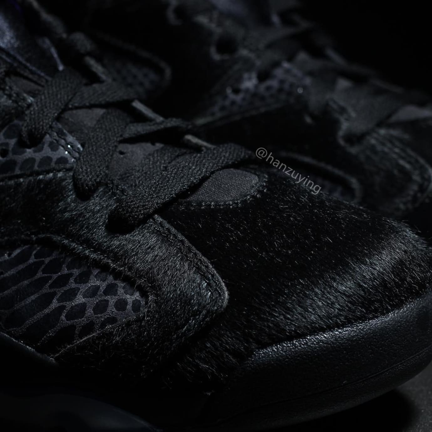 Air Jordan 6 VI Cow Fur Snakeskin Black Purple Release Date AR2257-005 Toe