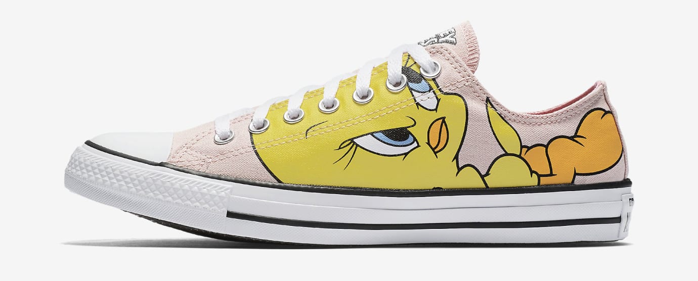 converse looney toons