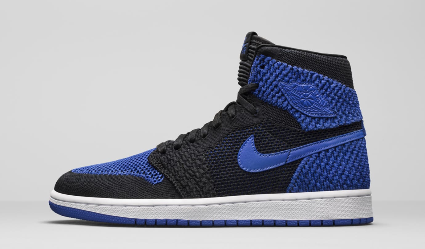 how much does a pair of jordan 1 weigh