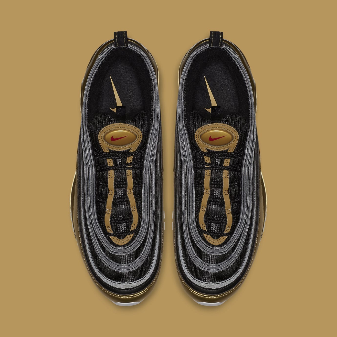 nike air max pro black and gold