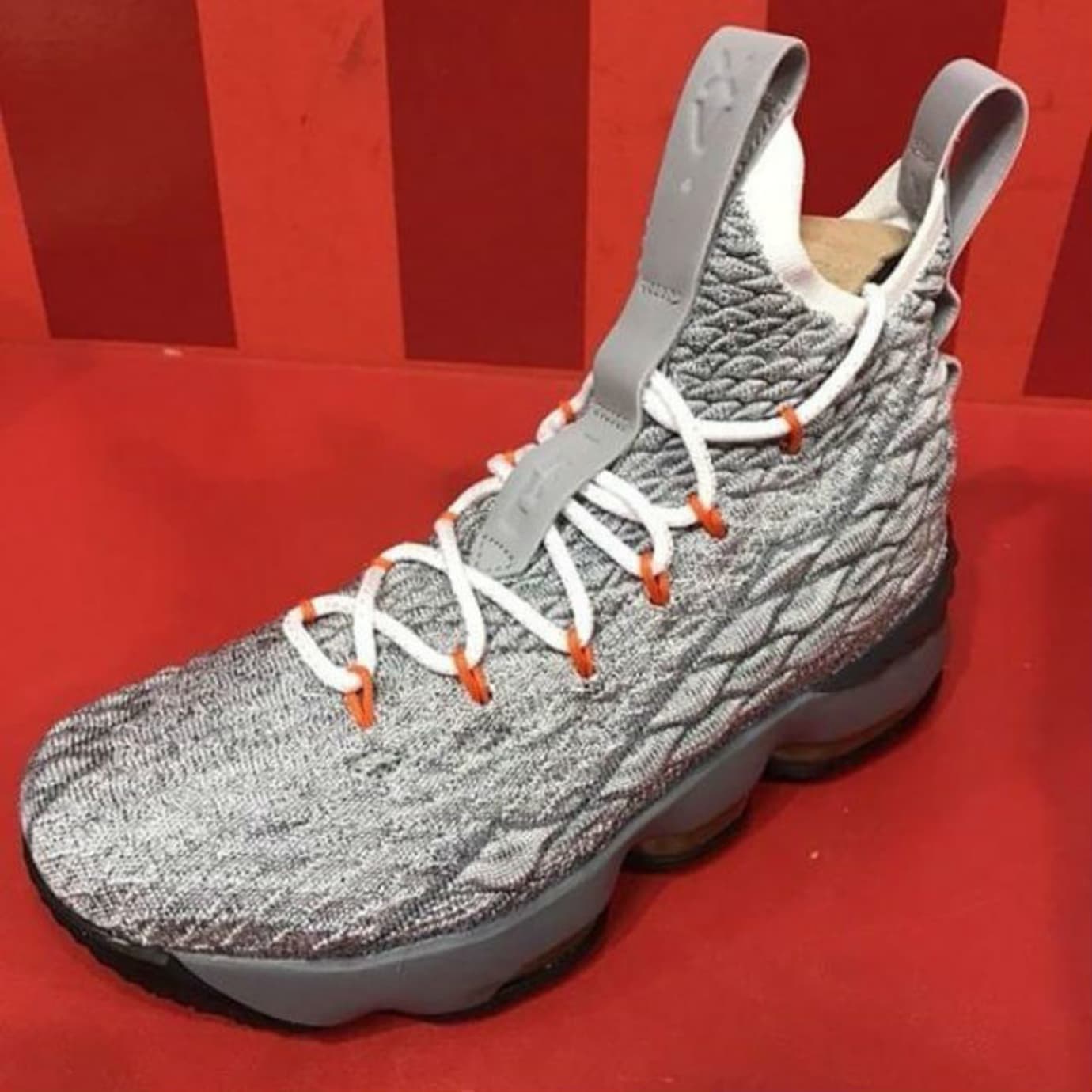 lebron 15 grey orange