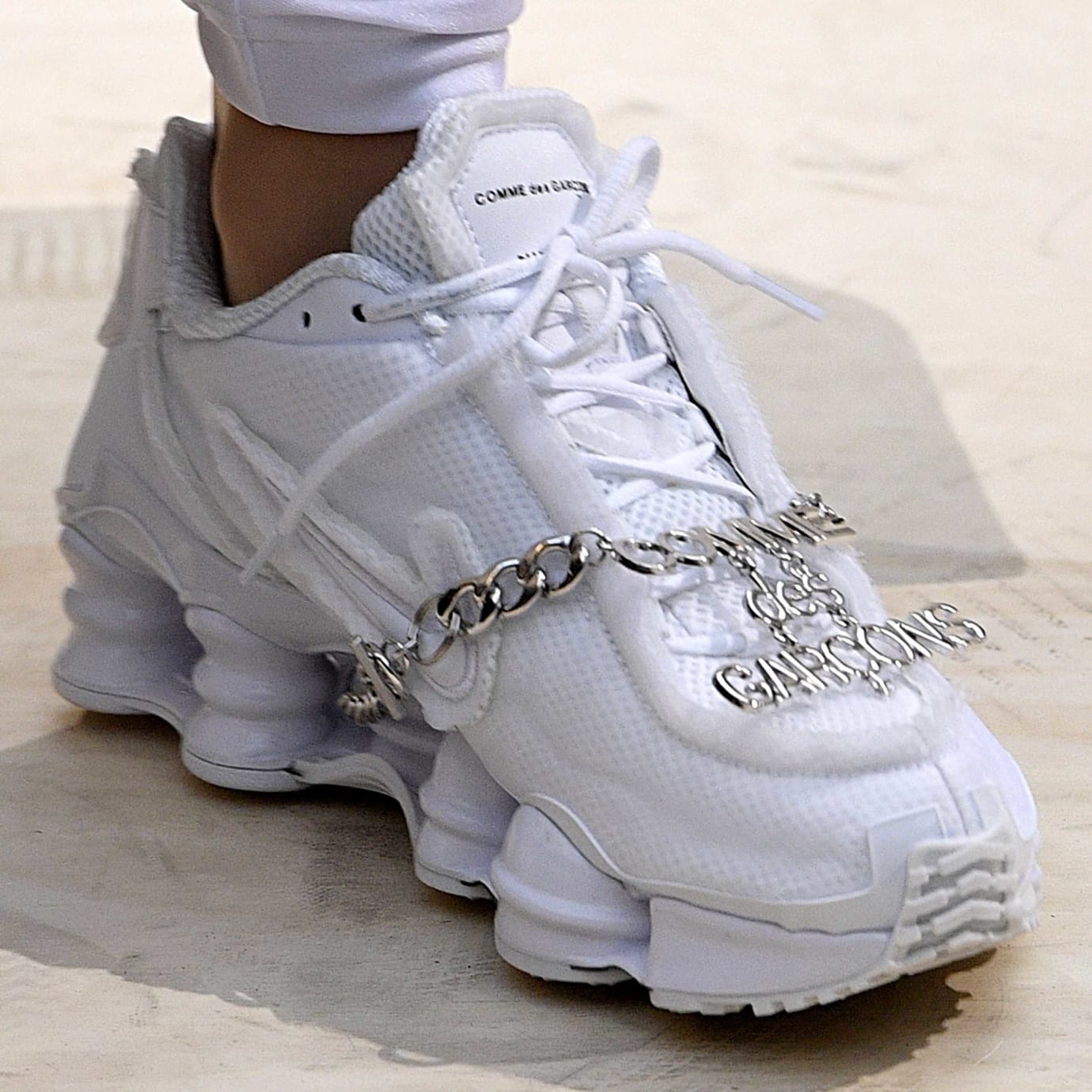 cdg nike shox white