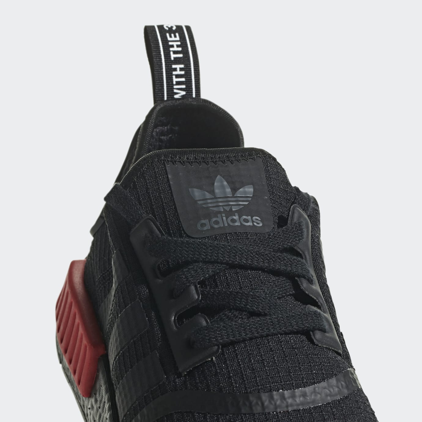 adidas nmd r1 bred