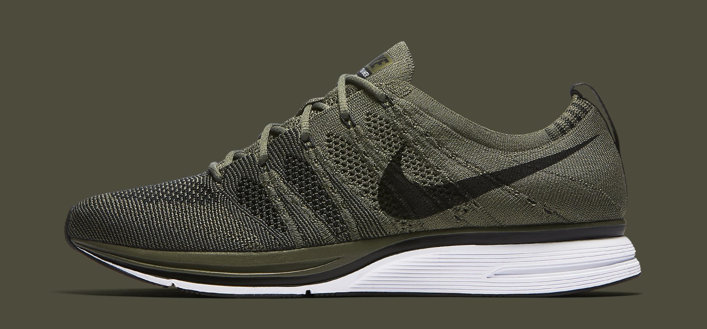 nike flyknit trainer medium olive