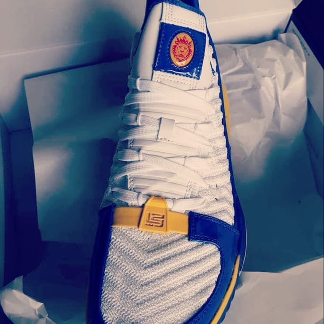 lebron 16 superman footlocker