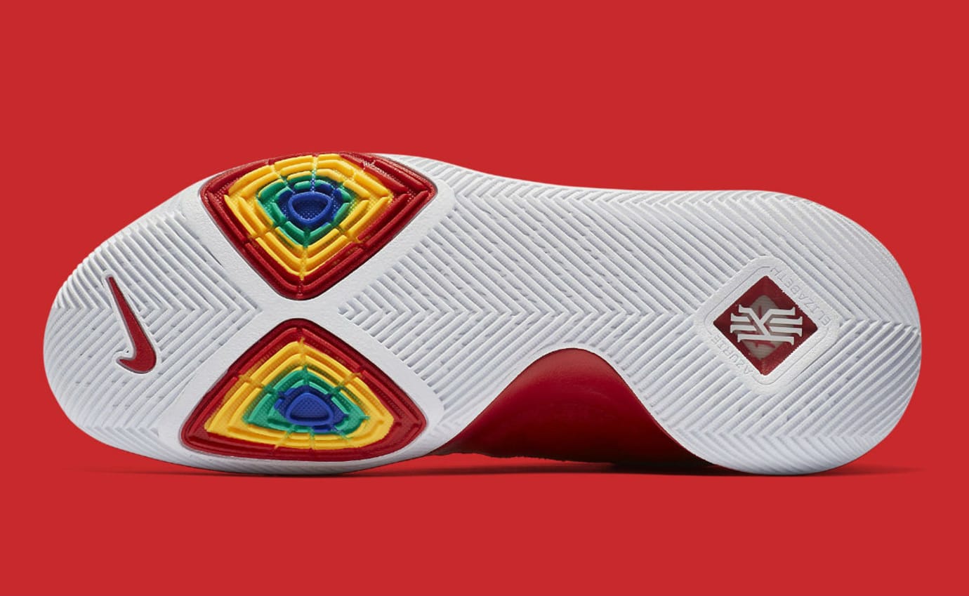 Kyrie 3 bottom clearance