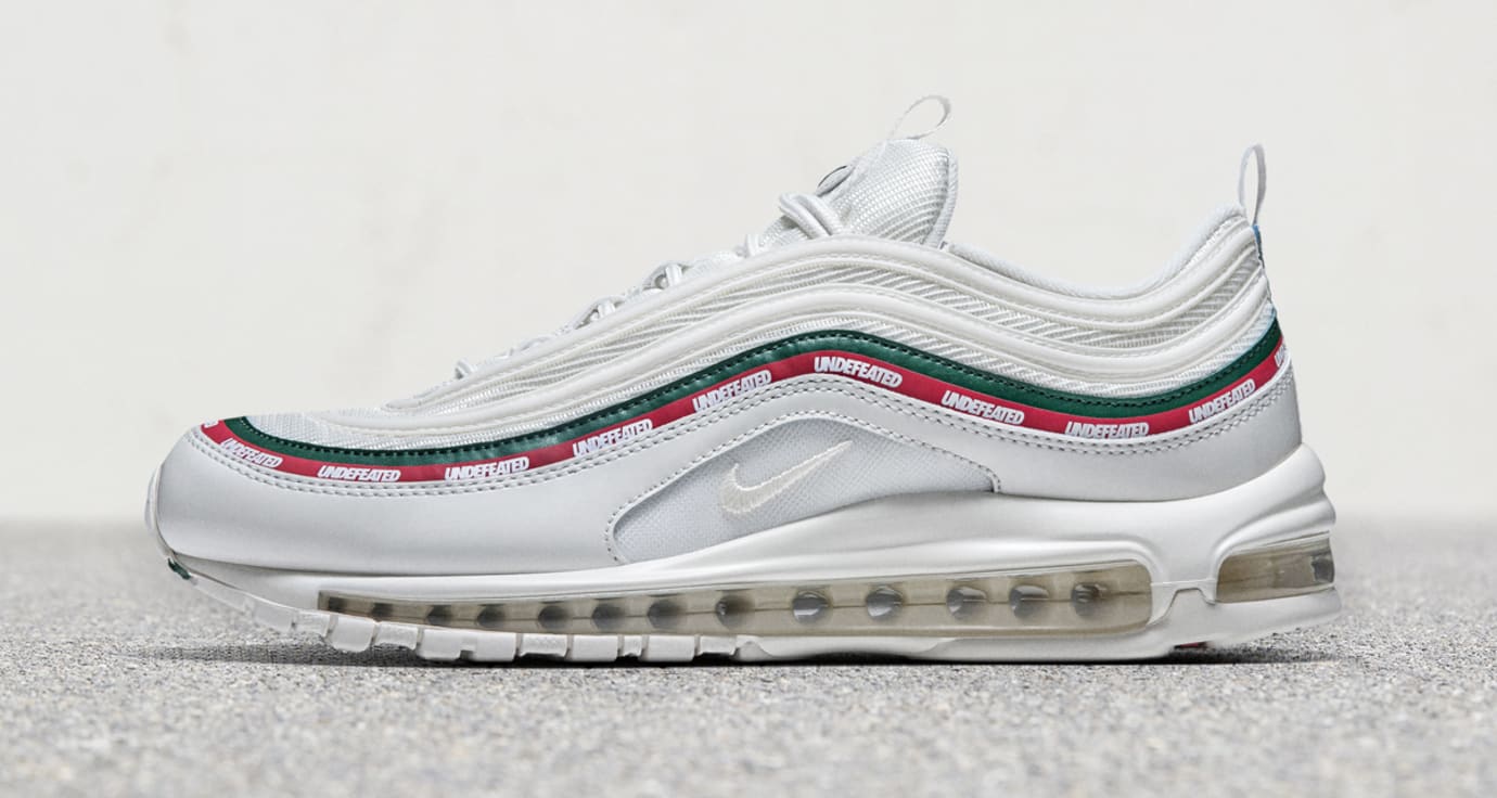 white undefeated air max 97