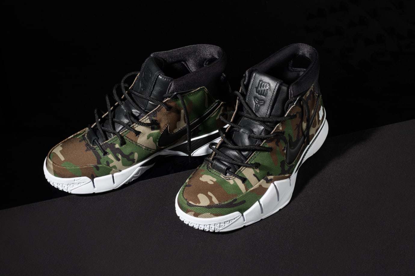 Undefeated x Nike Zoom Kobe 1 Protro