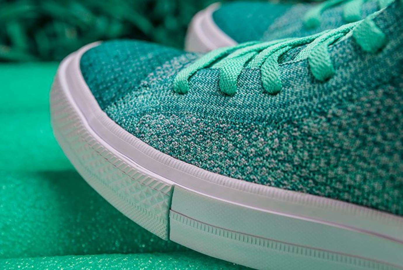 converse flyknit