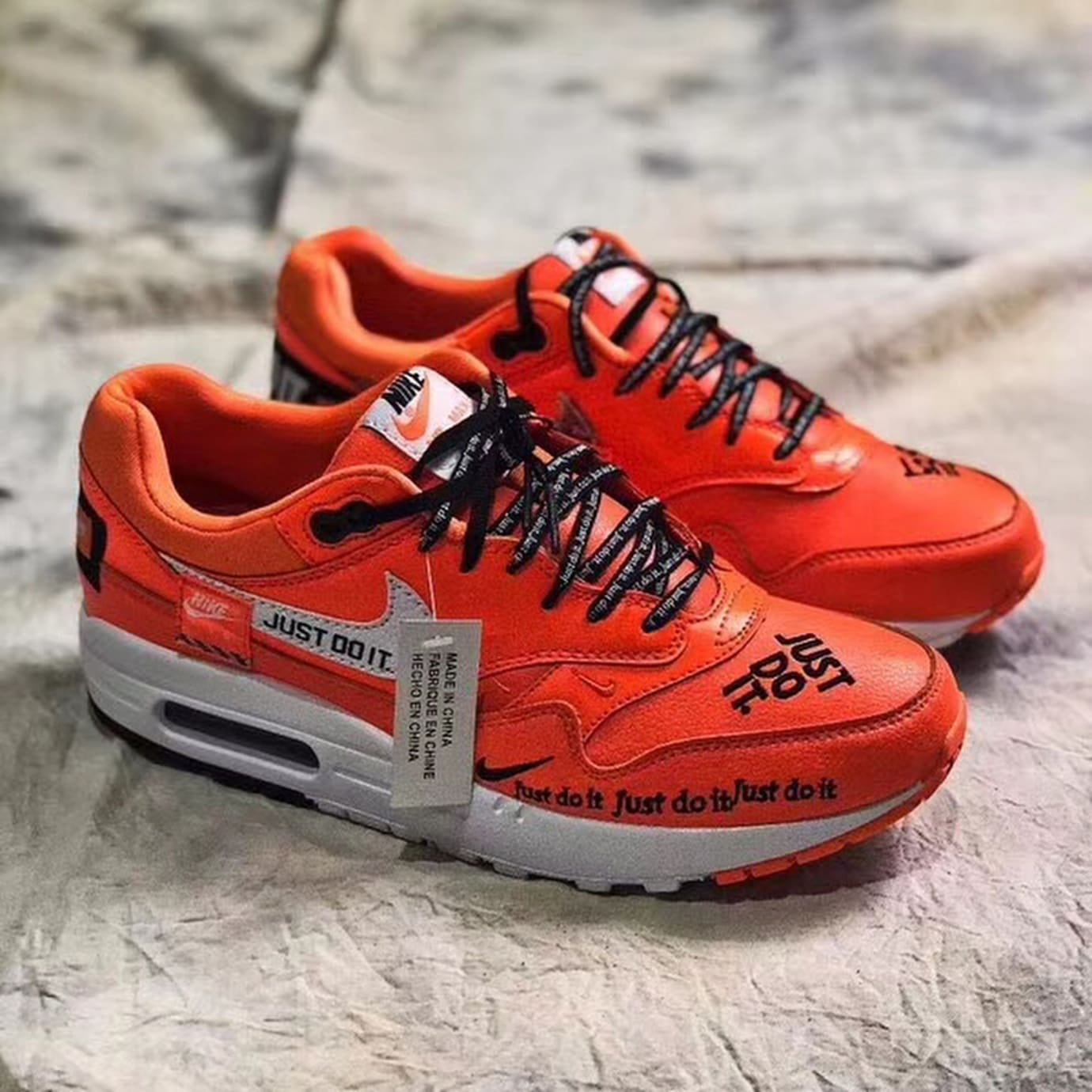 nike just do it air max 1 orange