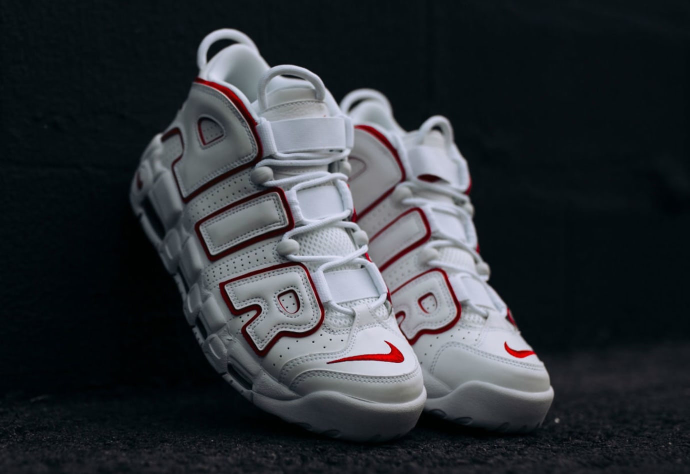 air uptempo white red