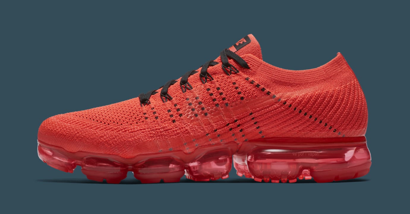 red nike vapor maxes