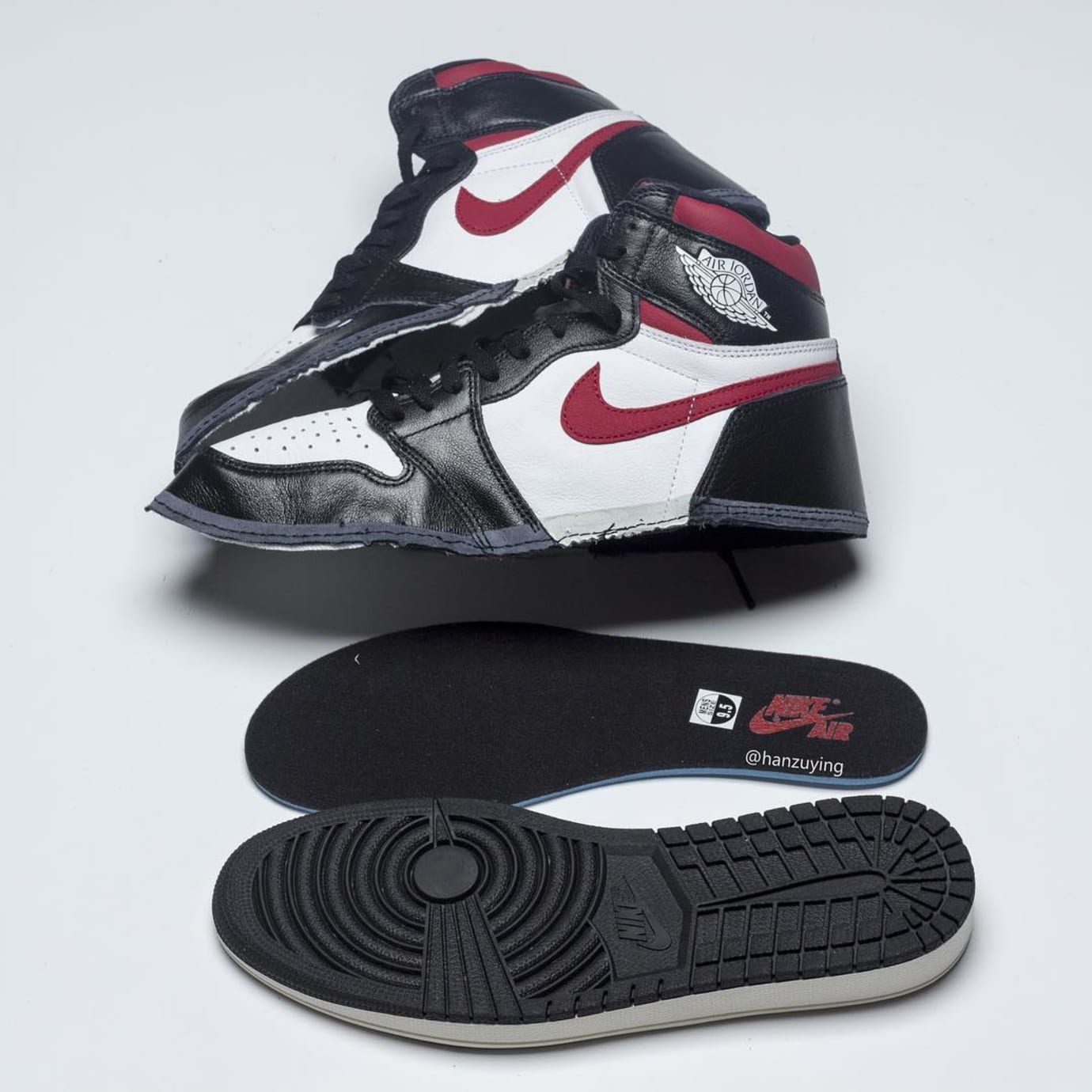 Air Jordan 1 Retro High OG 'Black/Gym Red' 555088-061 First Look