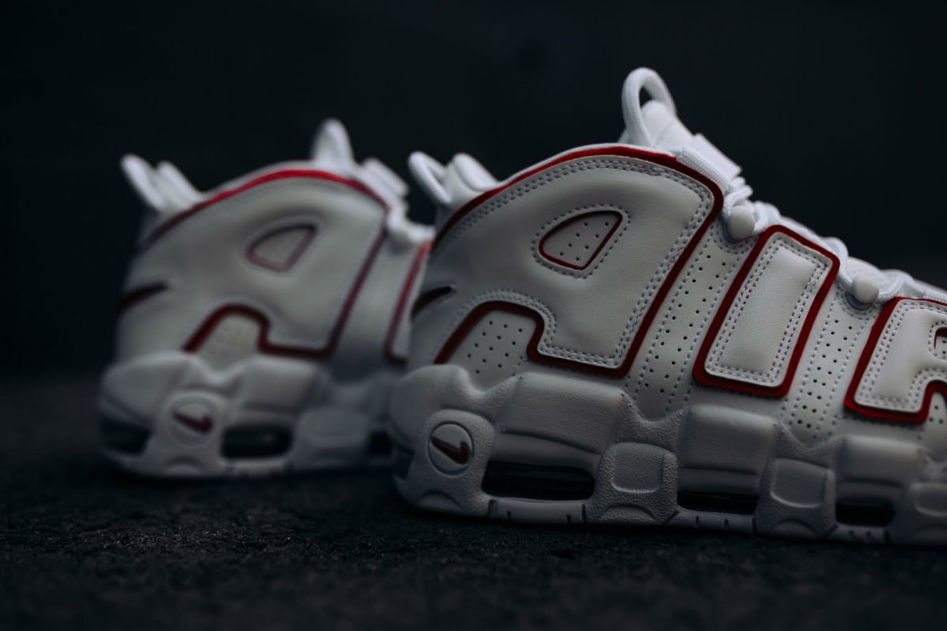 nike air more uptempo white varsity red outline