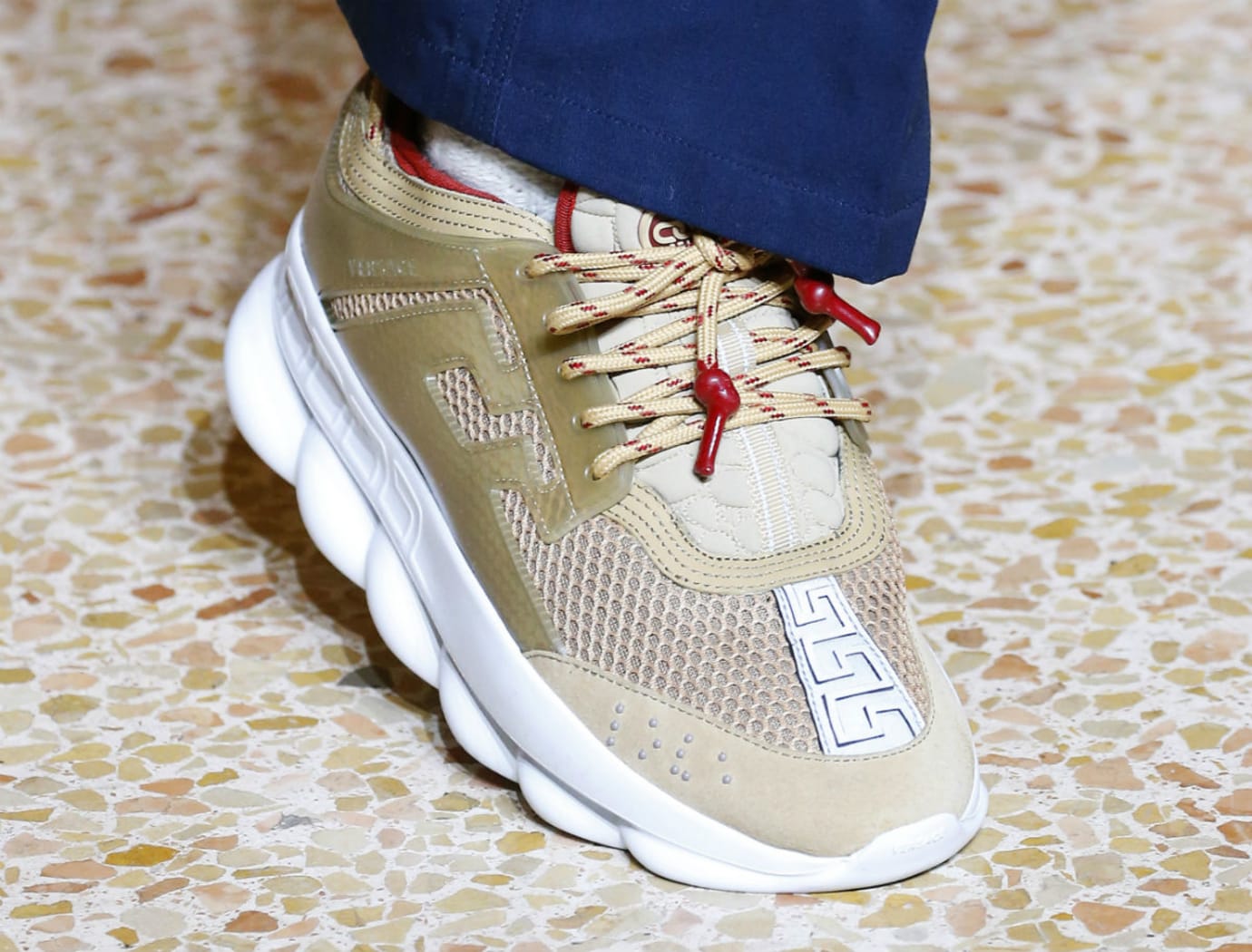 2 chainz versace shoe