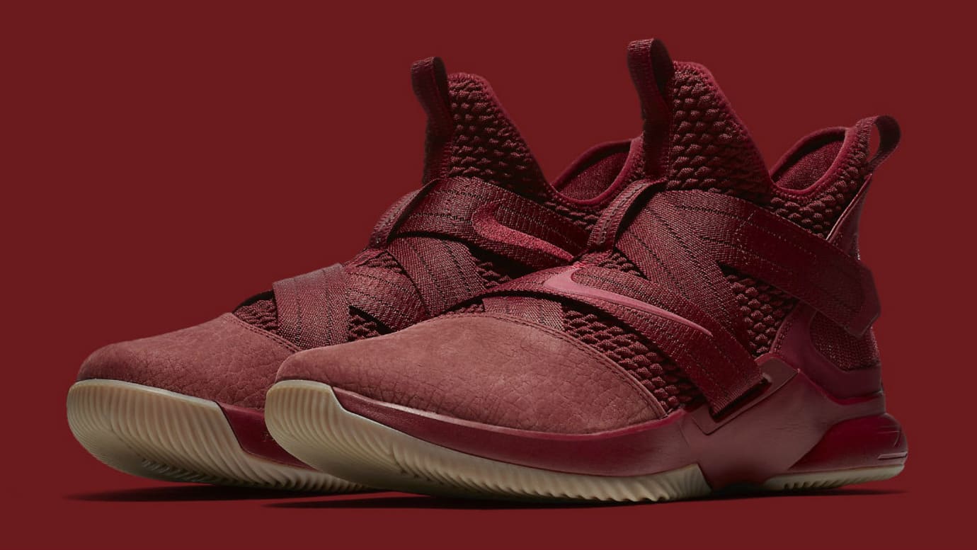 lebron soldier 12 burgundy