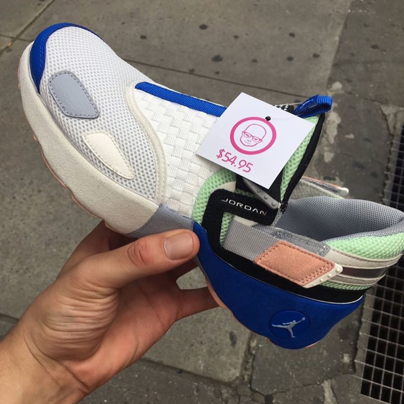 travis scott jordan slippers