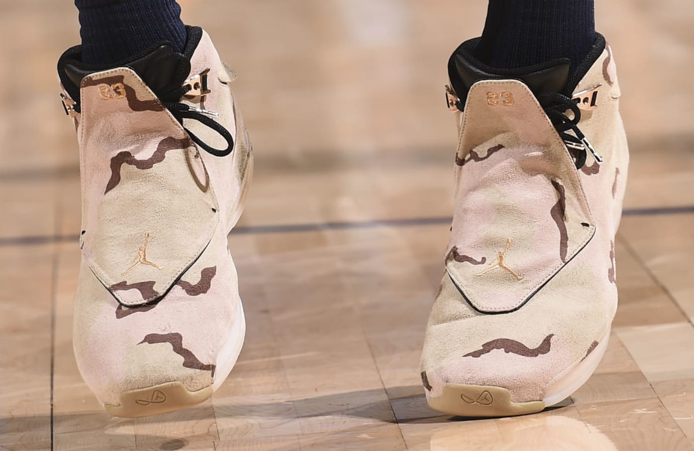 Jimmy Butler Air Jordan 18 Veterans Day Pe Sole Collector