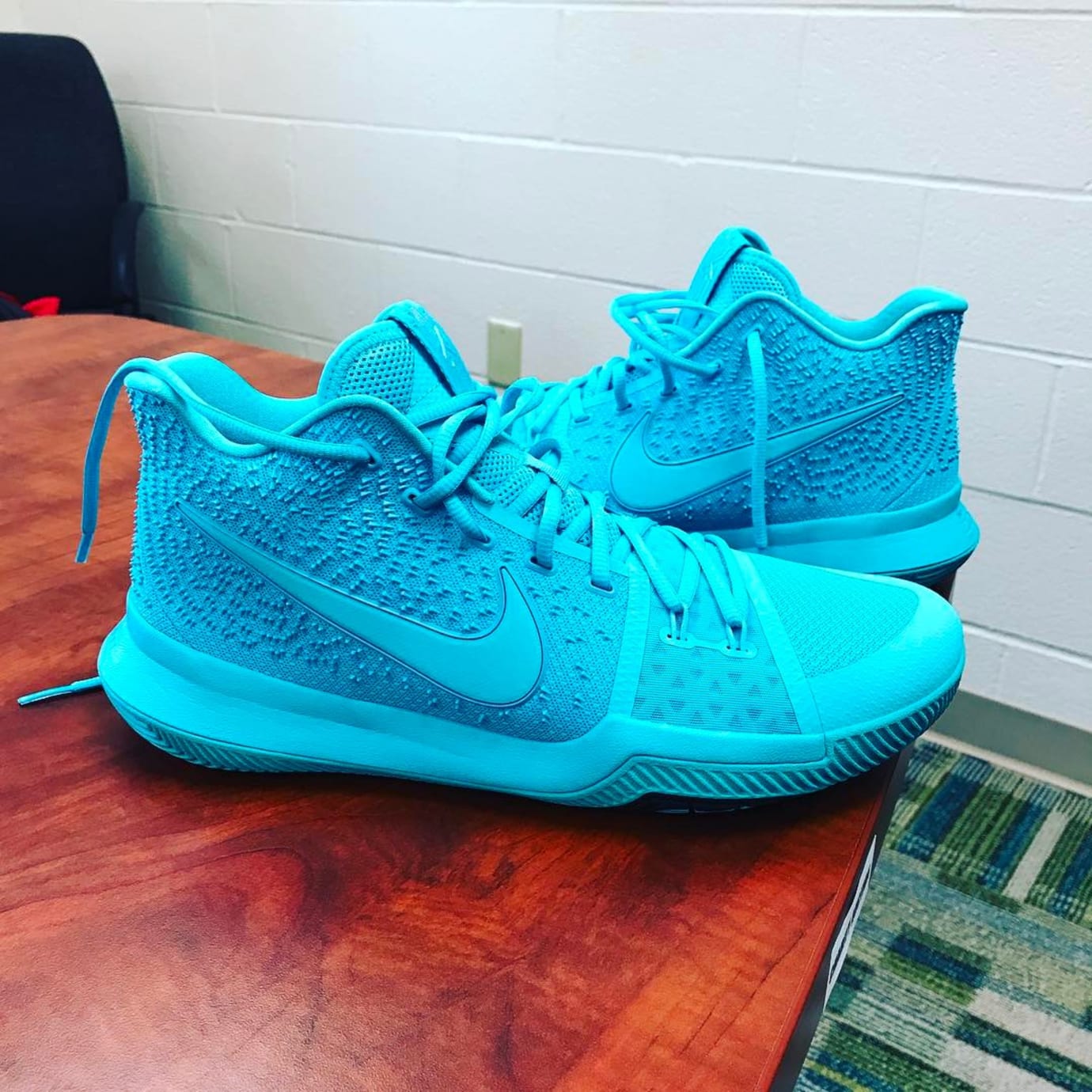 Light blue kyries discount