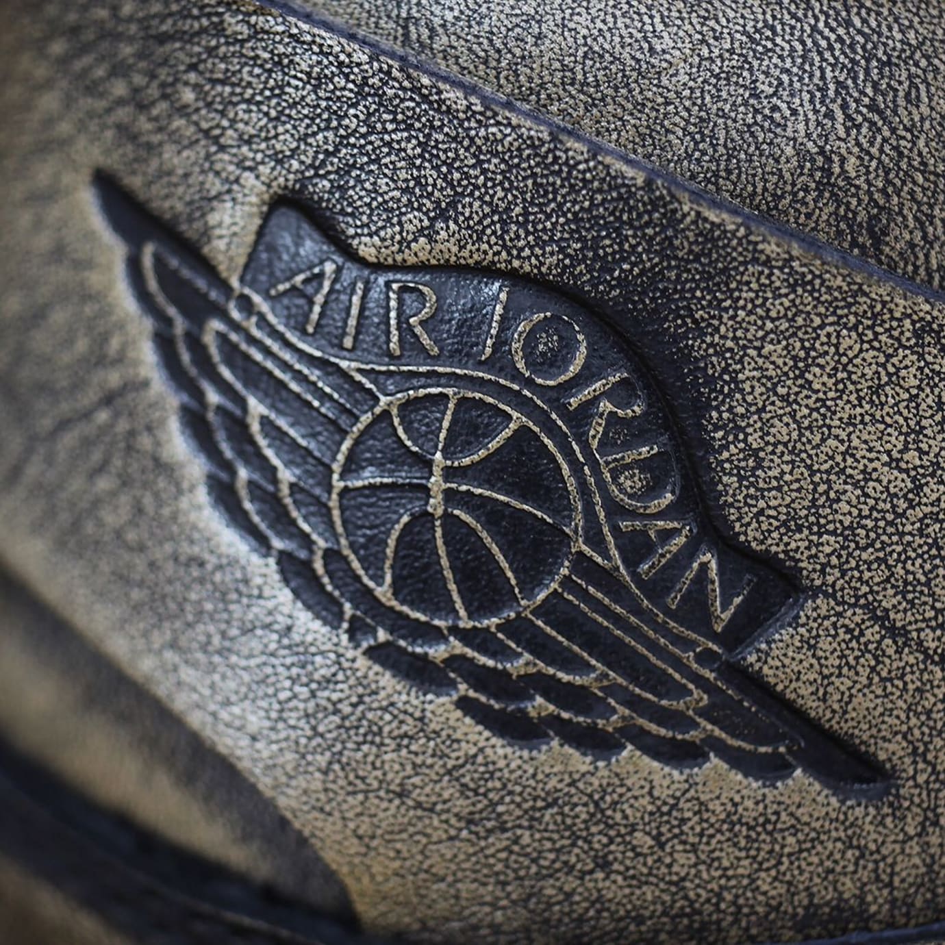 air jordan 1 wings logo