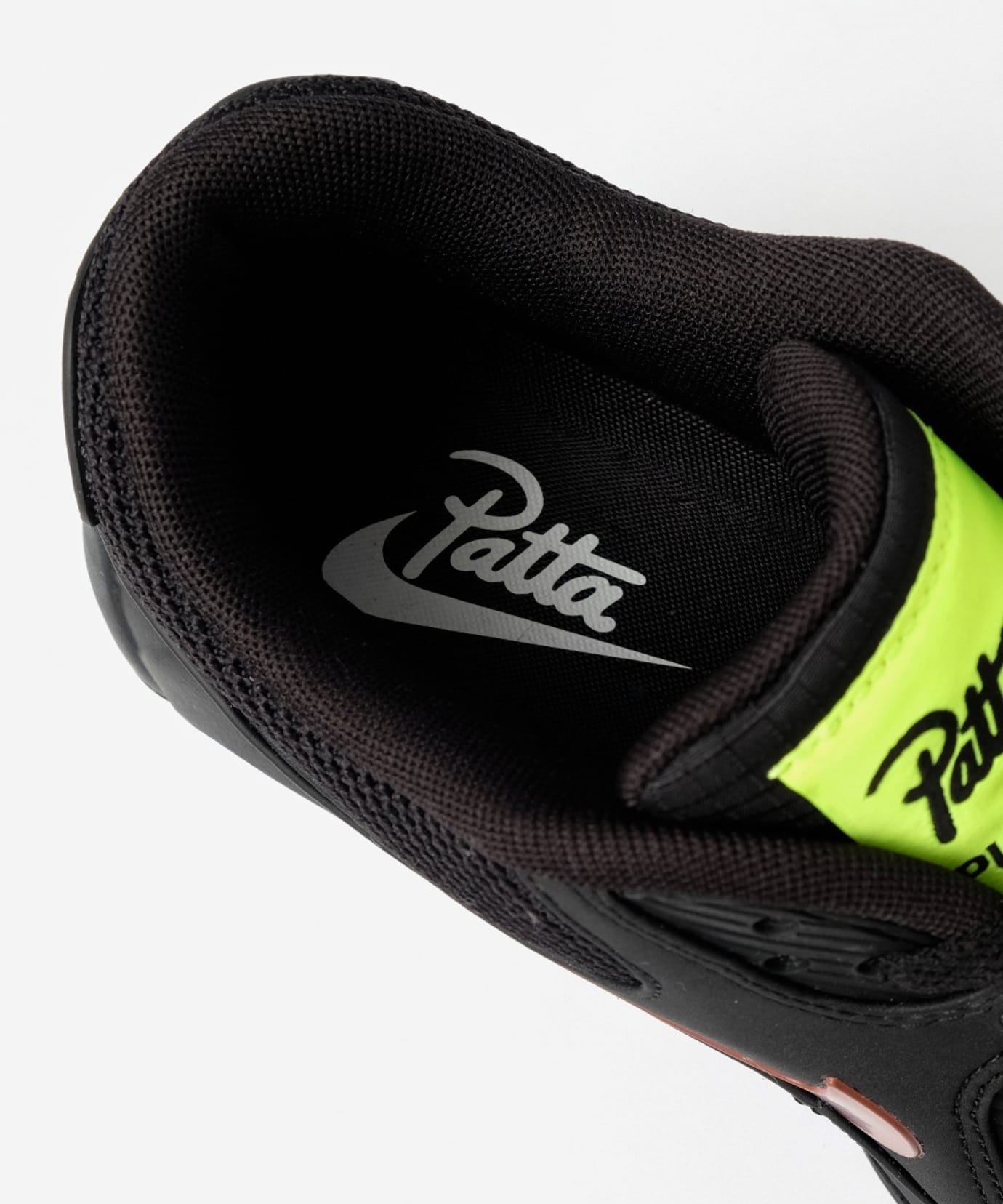 patta nike sb